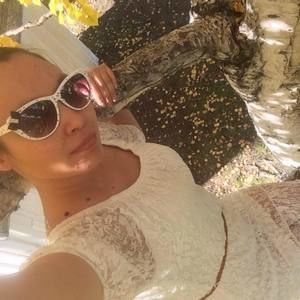 Meet your Posher, Clarice